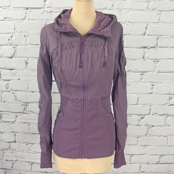 Lululemon Dance Studio Jacket III Women 8 Purple Fog Reversible Yoga Gym Workout - Picture 7 of 16